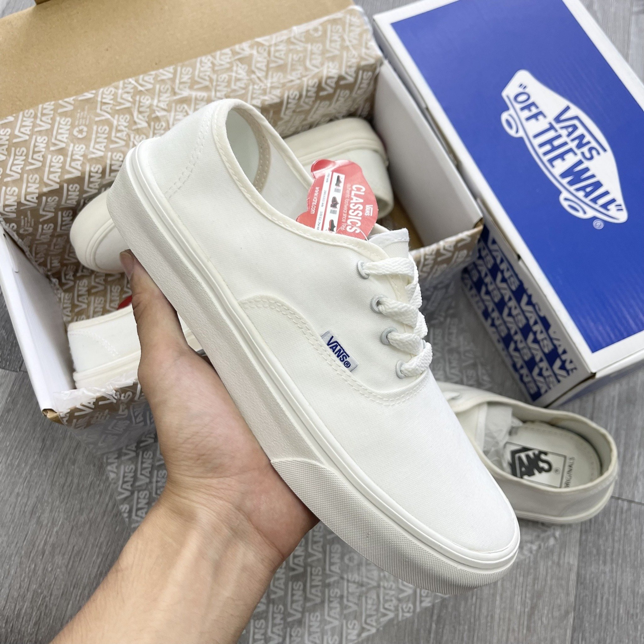 Giày Vans Classic White Full Trắng