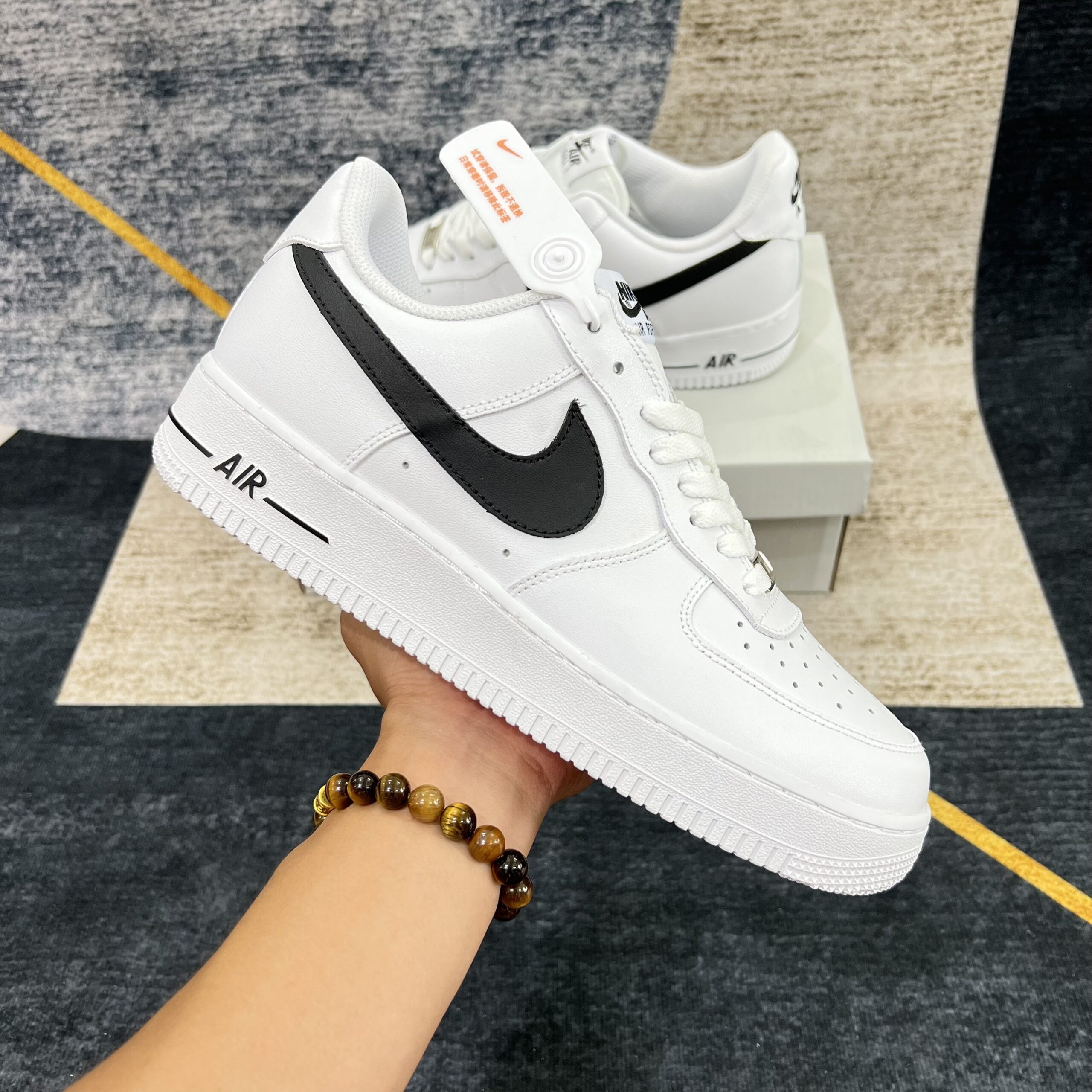 Giày Nike AF1 vệt đen siêu cấp